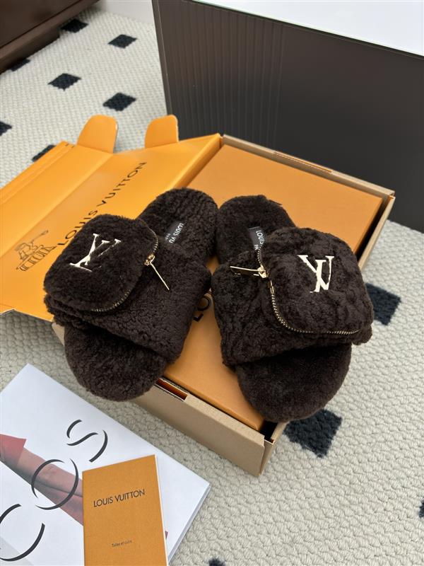 2025112818453498 300